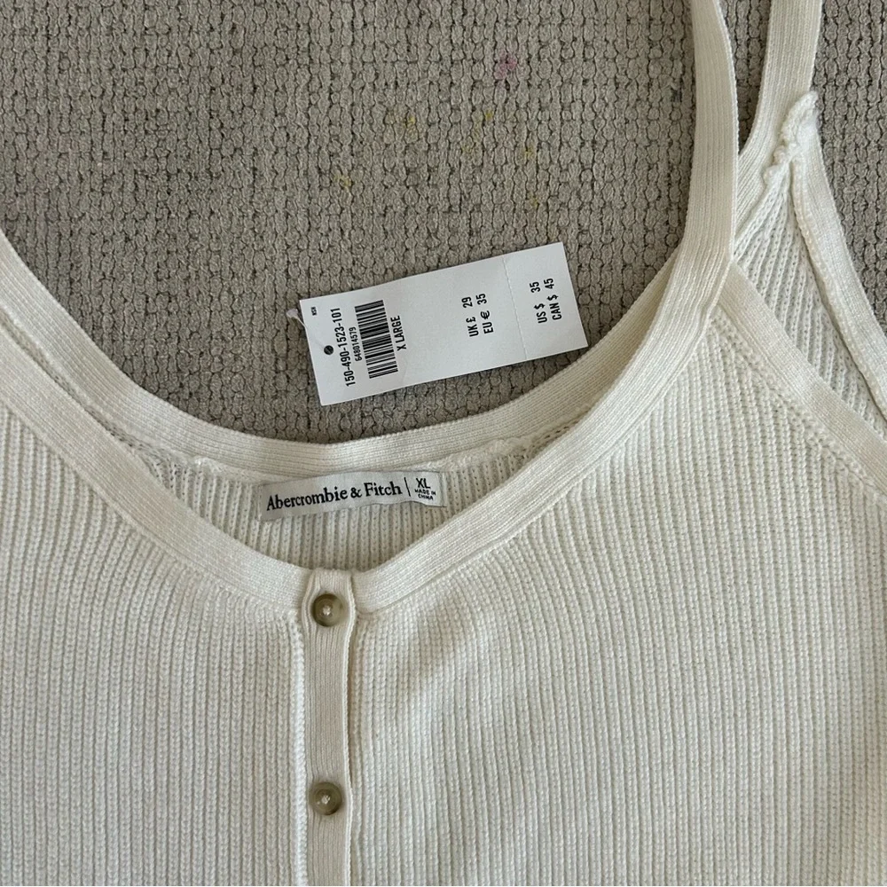 Abercrombie Cream Knit Tank - Picture 2 of 4
